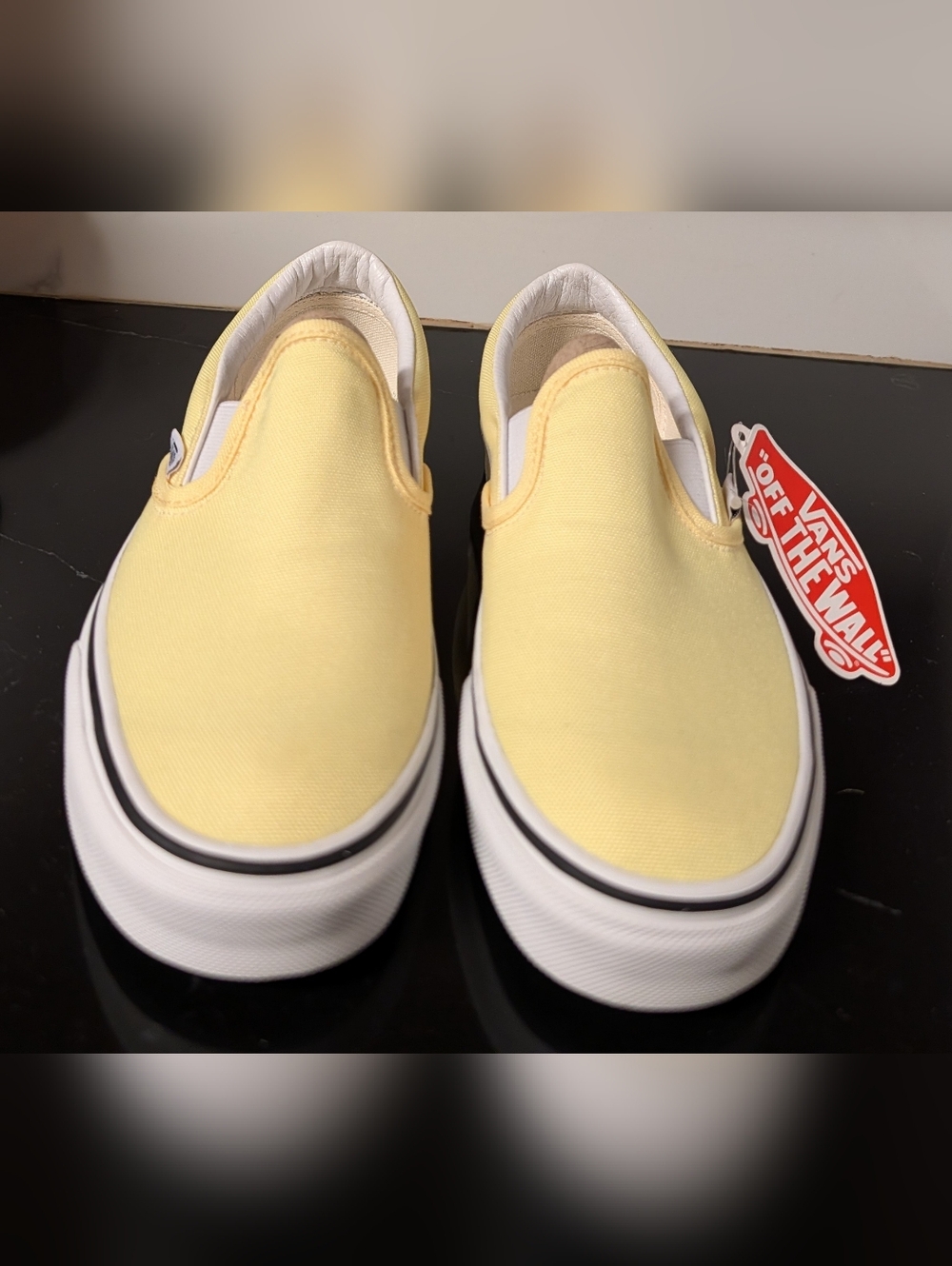 Vans Classic Slip-On Sneakers Size M6.5 W 8 NWT MSRP $75 - Picture 3 of 11